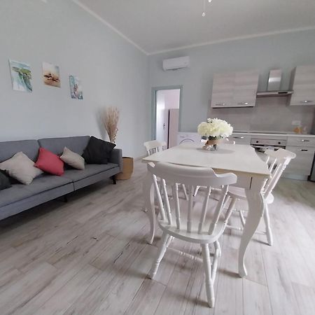 Ferienwohnung Domo Deledda Posada  Exterior foto