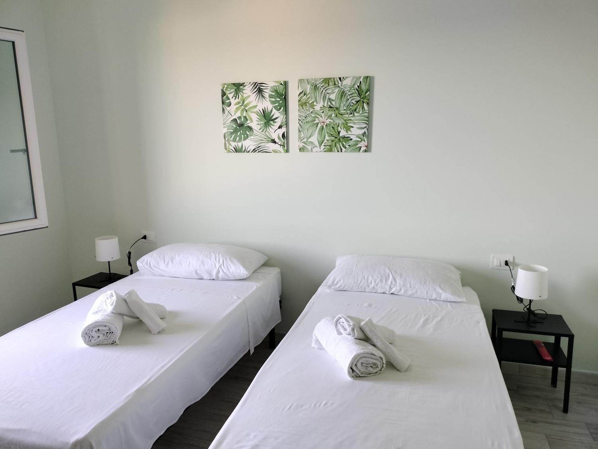 Ferienwohnung Domo Deledda Posada  Zimmer foto